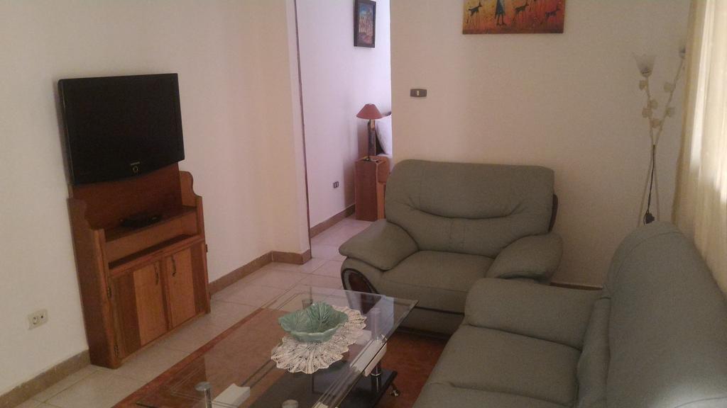 Residence Diane Уагадугу Екстериор снимка