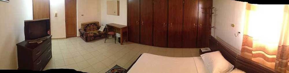 Residence Diane Уагадугу Екстериор снимка